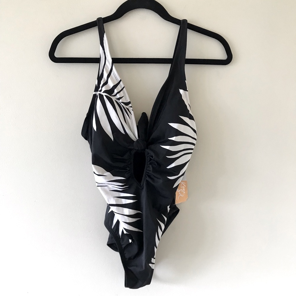 Kona Sol Black White Palm Tree High Coverage One Piece Bathing Suit, NWT, Sz M